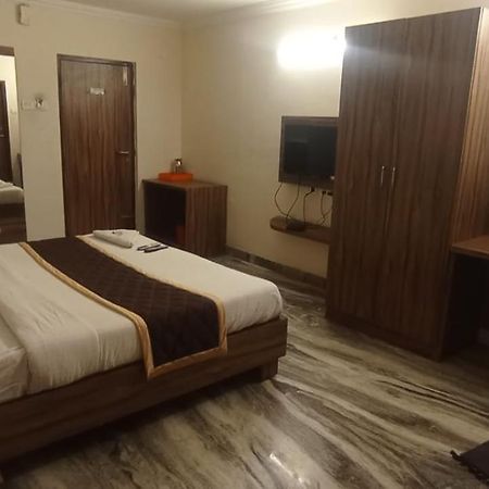 Hotel Raj Meridian, Tambaram Chennai Eksteriør bilde